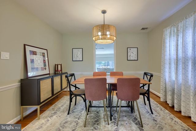 1024 SKYLINE DR, Lancaster, PA 17601