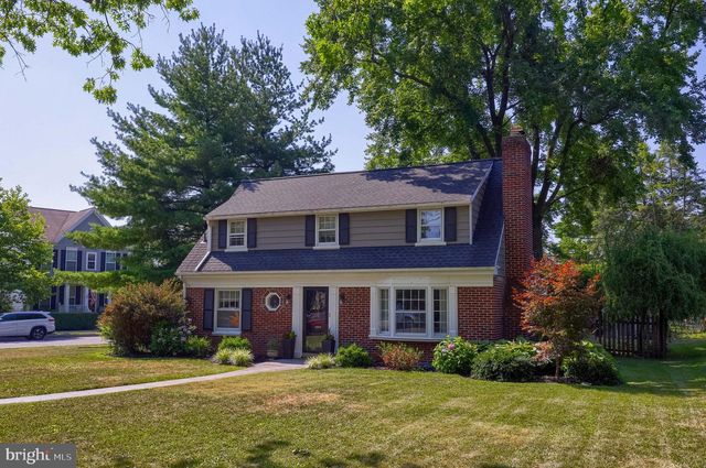 1024 SKYLINE DR, Lancaster, PA 17601