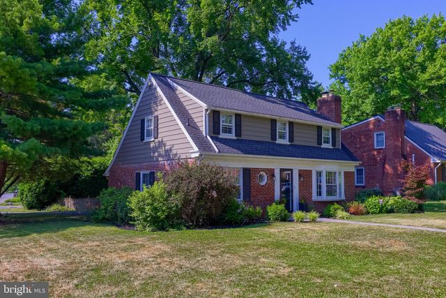 1024 SKYLINE DR, Lancaster, PA 17601