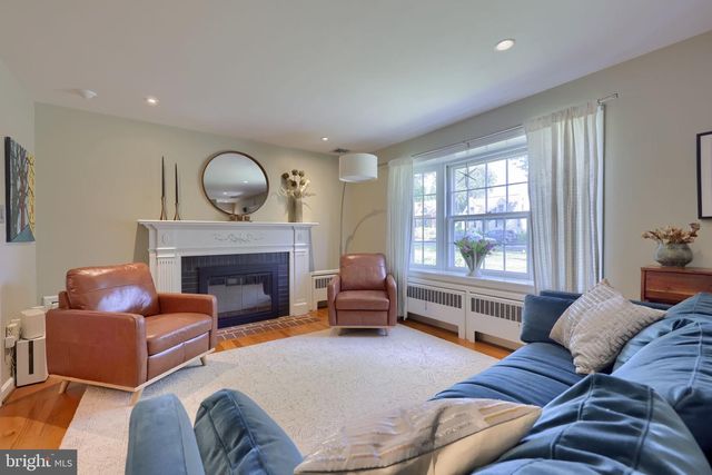 1024 SKYLINE DR, Lancaster, PA 17601