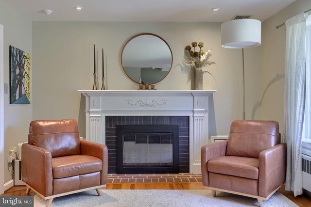 1024 SKYLINE DR, Lancaster, PA 17601