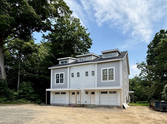 94 Lyman Rd A, Northampton, MA 01060
