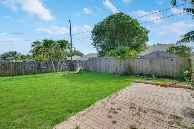 5929 SE Collins Avenue, Stuart, FL 34997