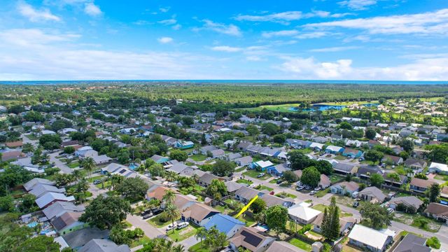 5929 SE Collins Avenue, Stuart, FL 34997