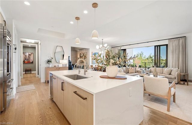 1115 Central AVE 443, Other, FL 34102