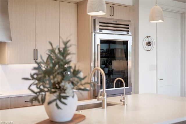 1115 Central AVE 443, Other, FL 34102