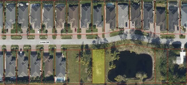 2710 Linda DR, Naples, FL 34112