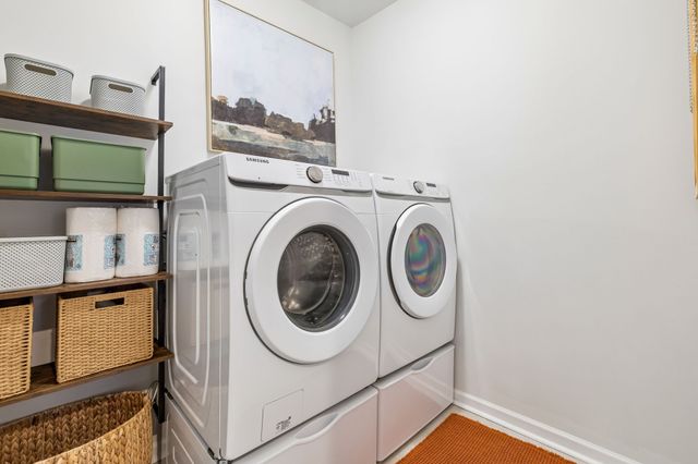 120 Macy Dr, Hendersonville, TN 37075