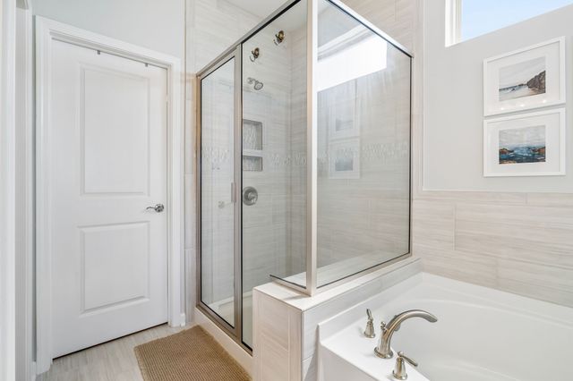 120 Macy Dr, Hendersonville, TN 37075