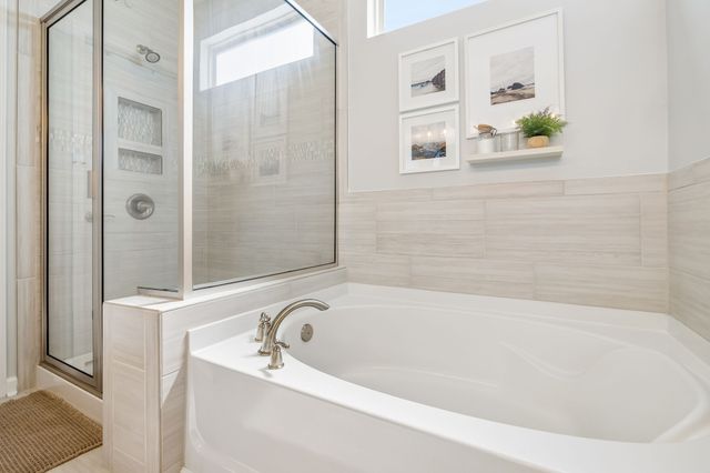 120 Macy Dr, Hendersonville, TN 37075