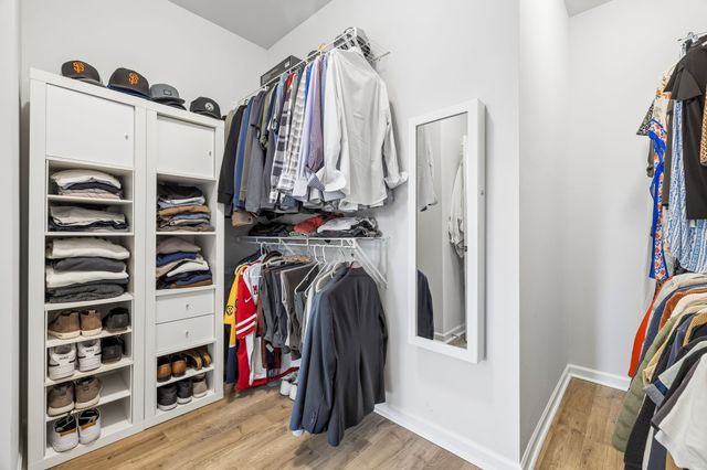 120 Macy Dr, Hendersonville, TN 37075