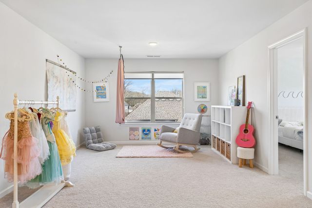 120 Macy Dr, Hendersonville, TN 37075