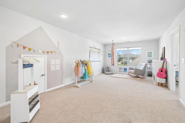 120 Macy Dr, Hendersonville, TN 37075