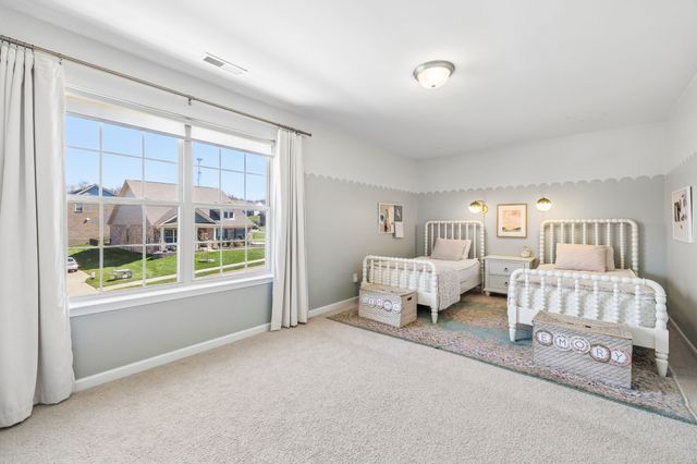 120 Macy Dr, Hendersonville, TN 37075