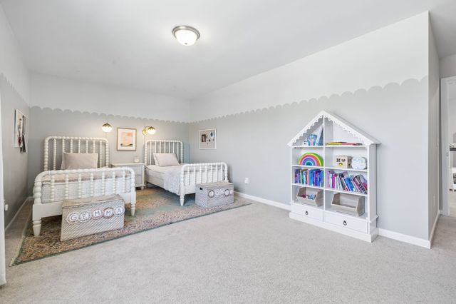 120 Macy Dr, Hendersonville, TN 37075