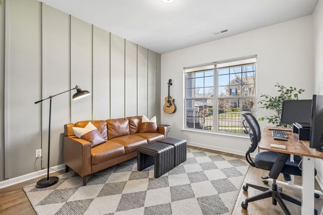 120 Macy Dr, Hendersonville, TN 37075