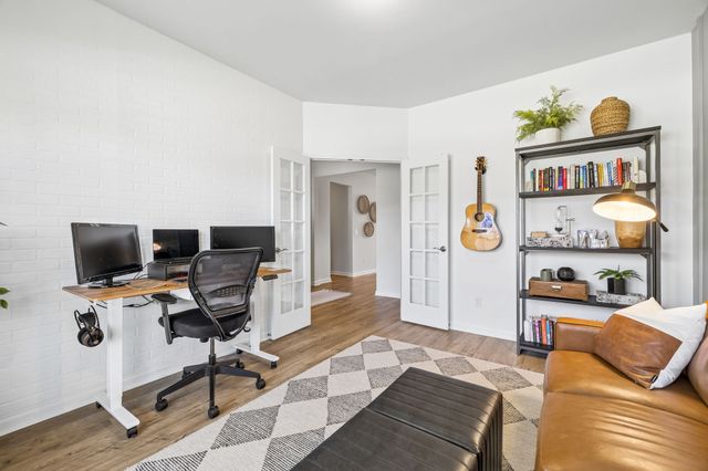 120 Macy Dr, Hendersonville, TN 37075