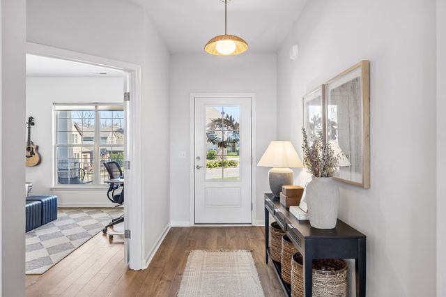 120 Macy Dr, Hendersonville, TN 37075