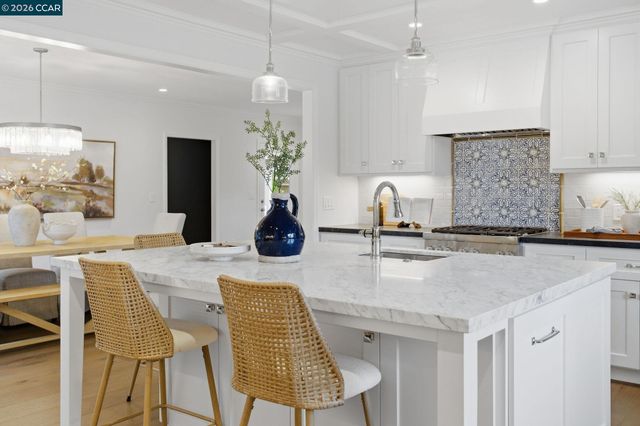 1437 Twelve Oaks Court, Alamo, CA 94507