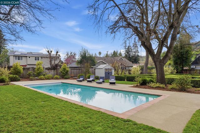 1437 Twelve Oaks Court, Alamo, CA 94507