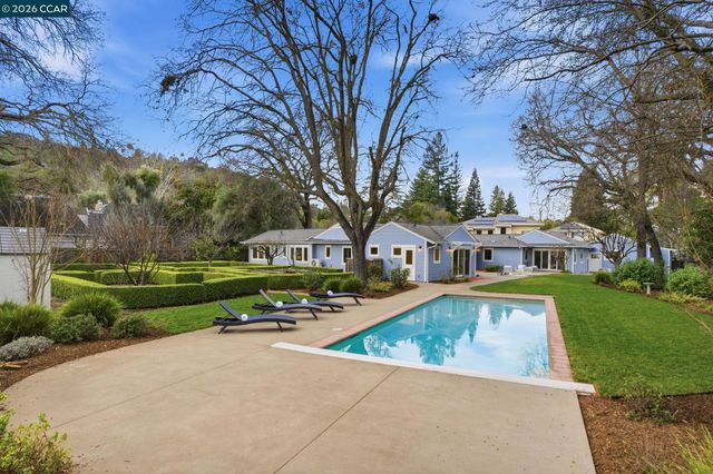 1437 Twelve Oaks Court, Alamo, CA 94507