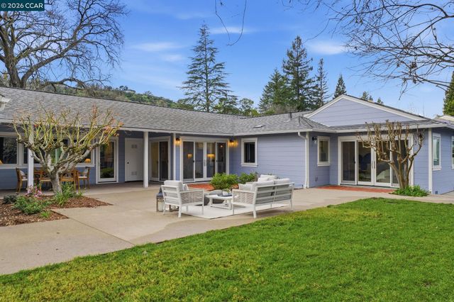 1437 Twelve Oaks Court, Alamo, CA 94507