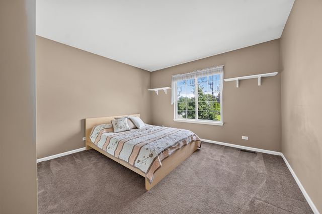 251 Winslow Way, Lake In The Hills, IL 60156