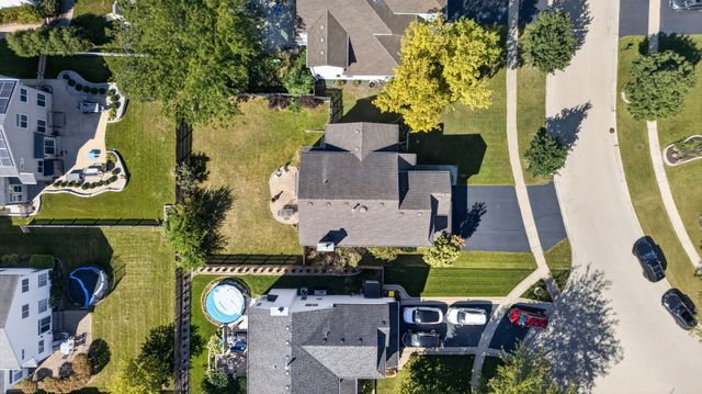 251 Winslow Way, Lake In The Hills, IL 60156