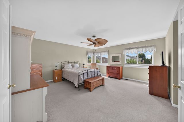 251 Winslow Way, Lake In The Hills, IL 60156