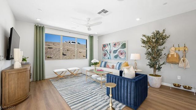 1533 Song Lark Lane, Las Vegas, NV 89138
