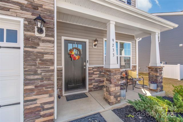 9233 Mackinaw Drive, Gastonia, NC 28056