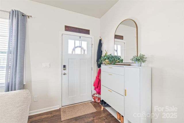 9233 Mackinaw Drive, Gastonia, NC 28056