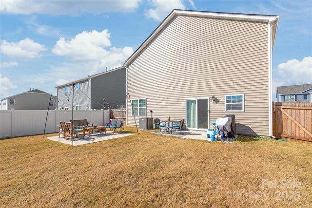 9233 Mackinaw Drive, Gastonia, NC 28056