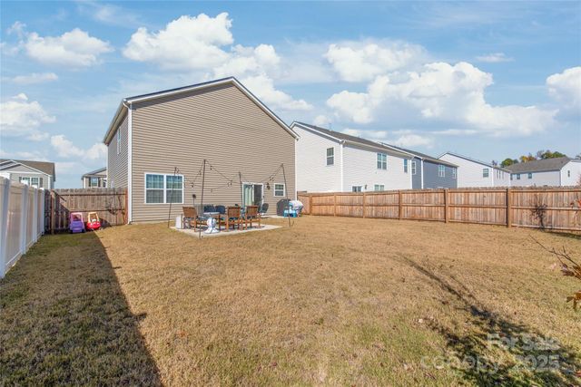 9233 Mackinaw Drive, Gastonia, NC 28056