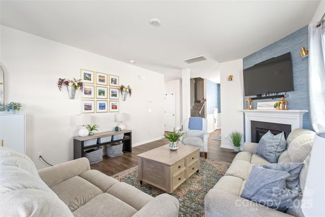 9233 Mackinaw Drive, Gastonia, NC 28056