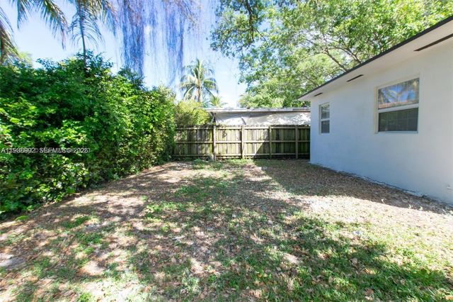 6330 NE 1st Pl 6330, Miami, FL 33138