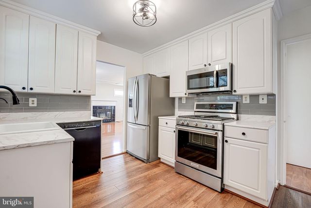 5924 CAUBA CT, Alexandria, VA 22310