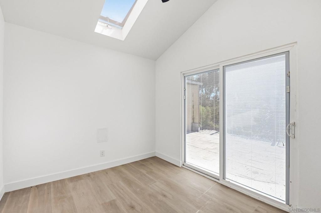 Image 21 of property listing at 313 San Dimas Ave, Oceanside, CA 92057