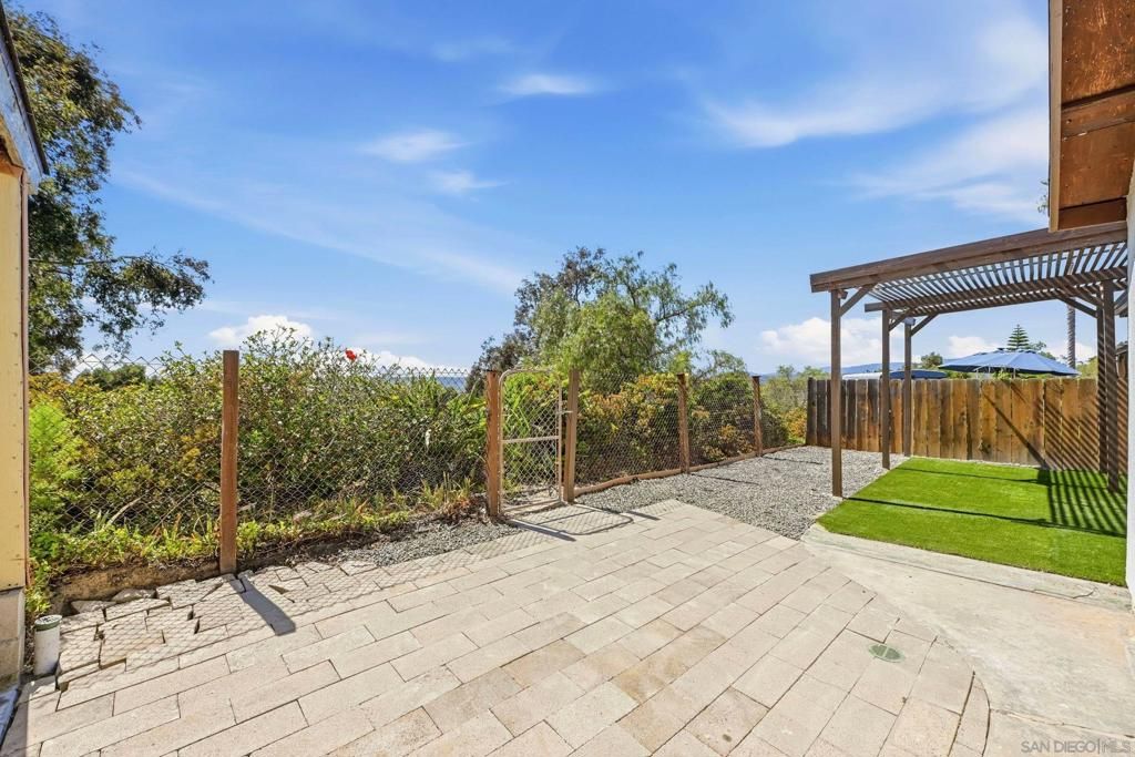 Image 25 of property listing at 313 San Dimas Ave, Oceanside, CA 92057