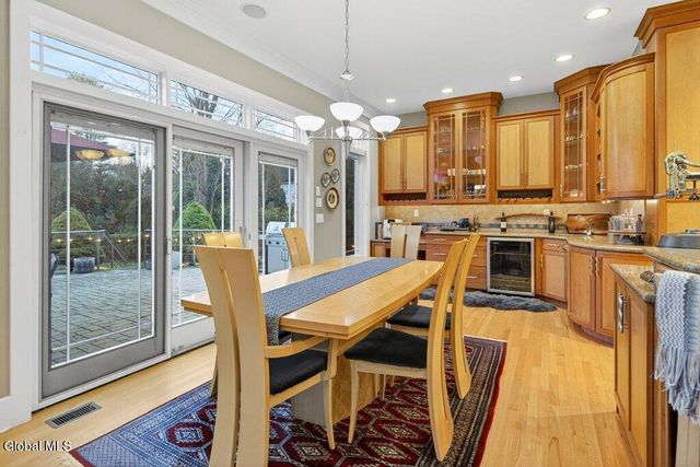 29 Alva Road, Niskayuna, NY 12309