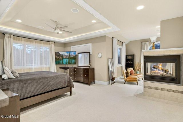 29 Alva Road, Niskayuna, NY 12309