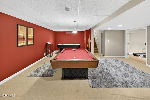 29 Alva Road, Niskayuna, NY 12309