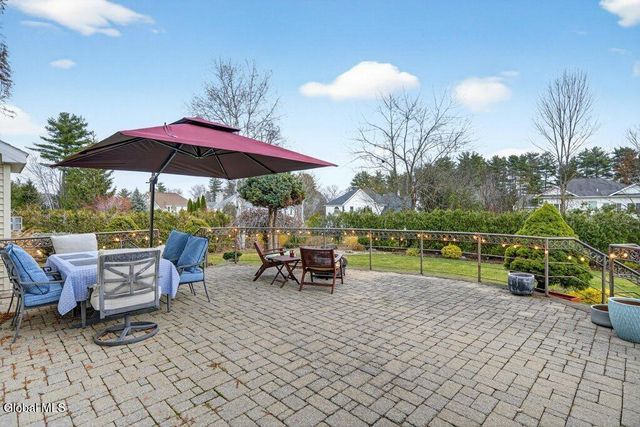 29 Alva Road, Niskayuna, NY 12309