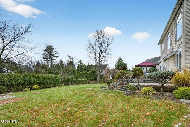 29 Alva Road, Niskayuna, NY 12309