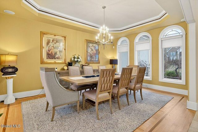 29 Alva Road, Niskayuna, NY 12309