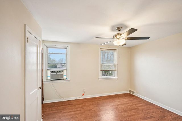 1038 E HOWELL ST, Philadelphia, PA 19149