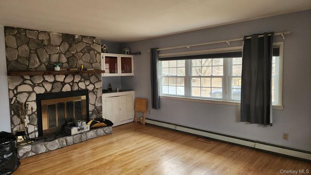 158 Schlueter Drive, Hopewell Junction, NY 12533