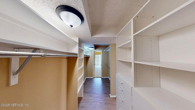 8777 COMO LAKE Drive, Jacksonville, FL 32256