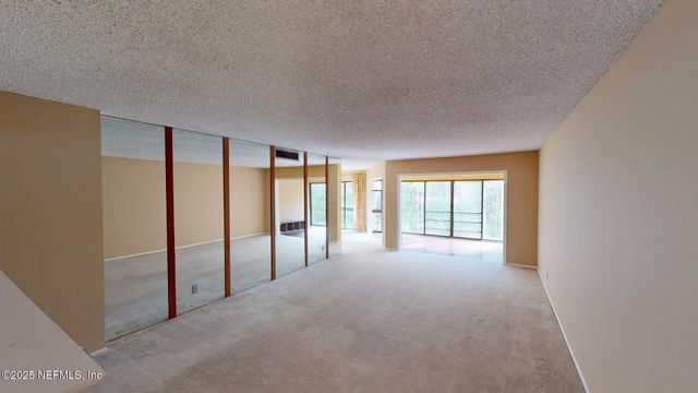 8777 COMO LAKE Drive, Jacksonville, FL 32256