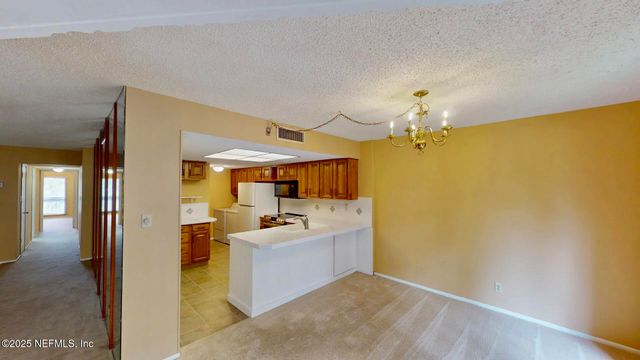 8777 COMO LAKE Drive, Jacksonville, FL 32256